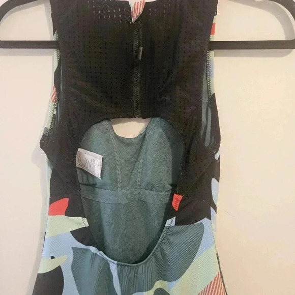 Nike Jungle Floral Bathing Suit - Picture 5 of 8